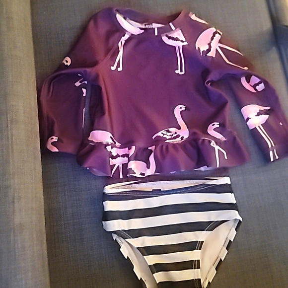Like New Tea Collection Purple TWO Piece Flamingo Print Swimsuit - Picture 1 of 4